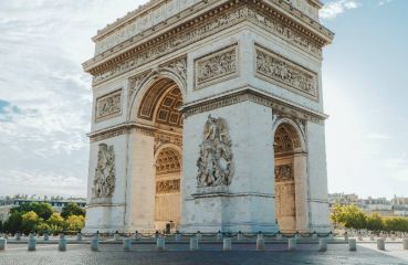 Париж - Трети март - шестдневна