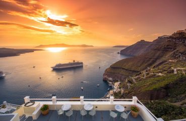 Майски празници на о. Санторини, Гърция със самолет от София – 3 нощувки