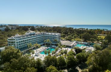 BERRY BLUE HOTEL