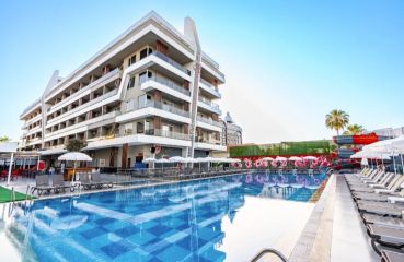 GRAND KOLIBRI HOTEL