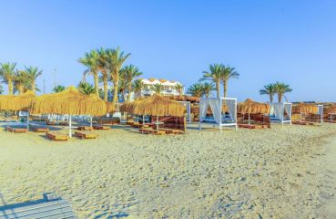 PROTELS BEACH CLUB & SPA