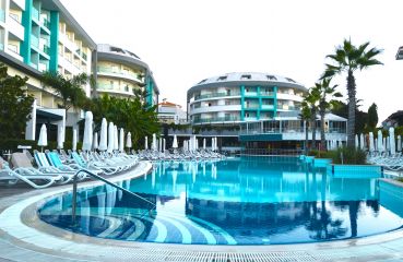 Seashell Resort & Spa