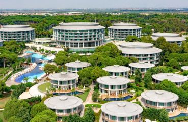 CALISTA LUXURY RESORT