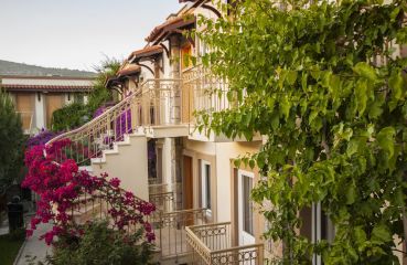 Moonshine hotels & suites