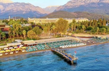 CRYSTAL DE LUXE RESORT & SPA