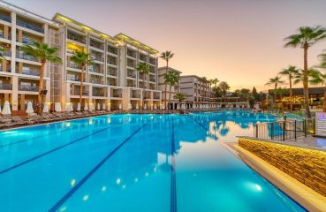 Seven Seas Palmeras Bay