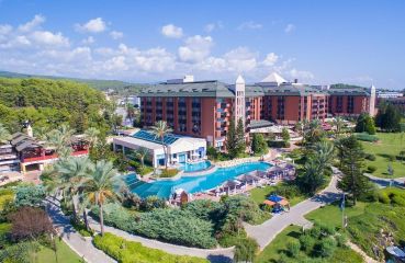 AQI Pegasos Resort 2 деца безплатно
