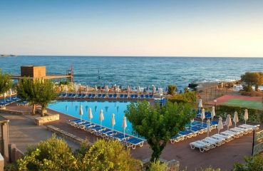 Pollis Hotel