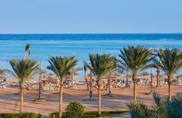 Coral Sea Water World Resort